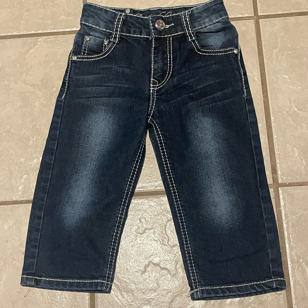 Rodeo Girl Embroidered Dark Wash Straight Adjustable Waist Capri Jeans Size 6